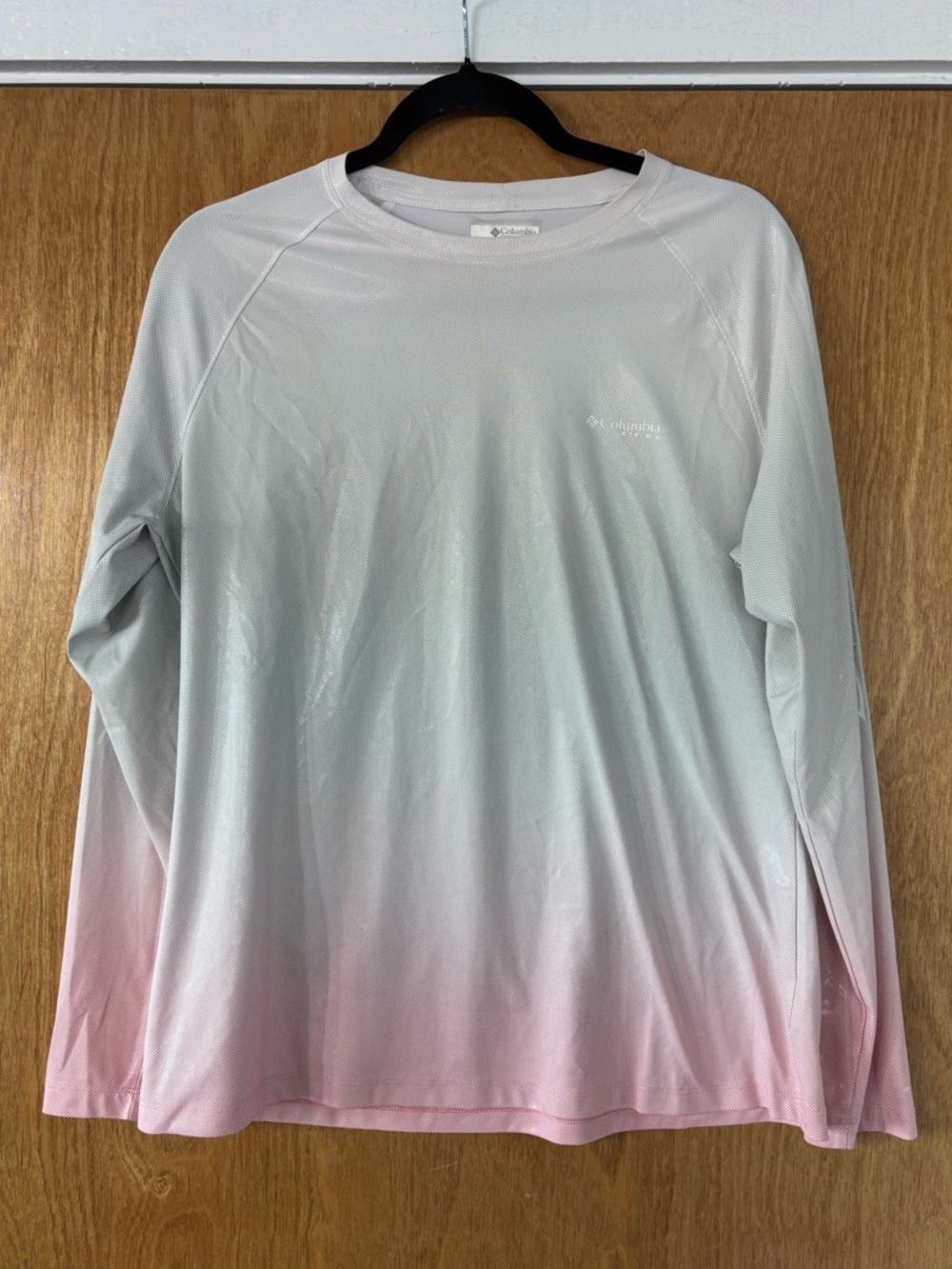 Columbia Women's Pale Pink and Blue (Performance Fishing Gear) Long Sleeve